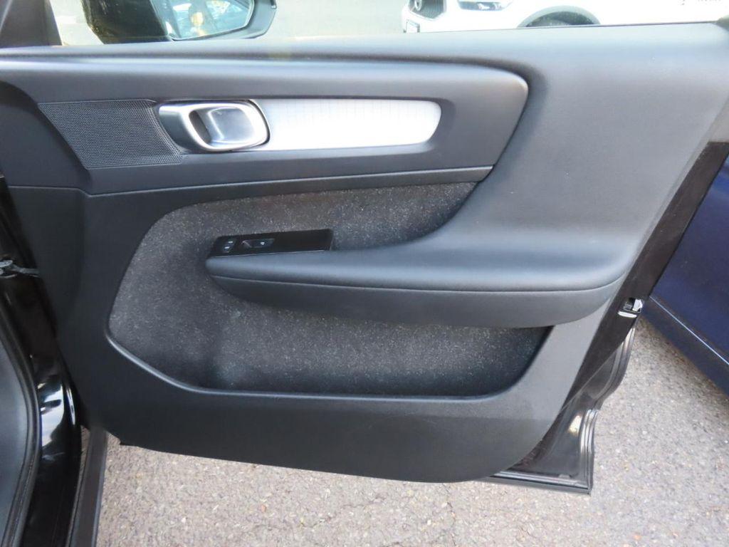 used 2021 Volvo XC40 car, priced at $17,490