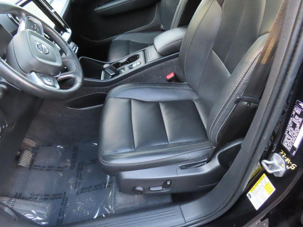 used 2021 Volvo XC40 car, priced at $17,490