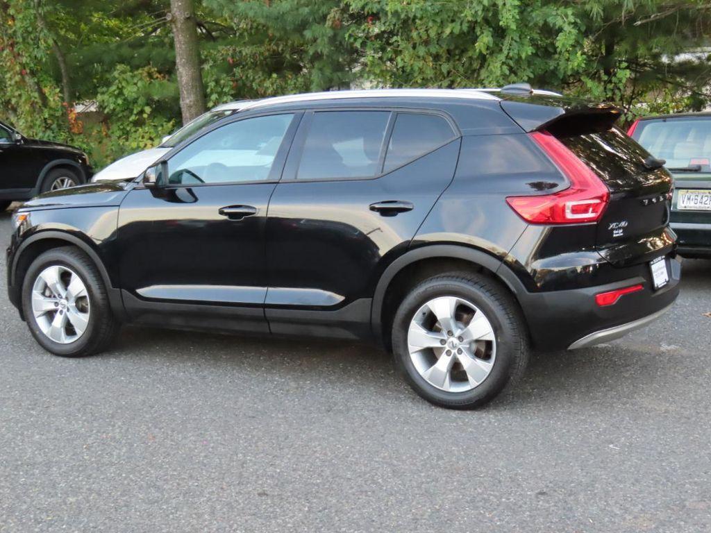 used 2021 Volvo XC40 car, priced at $17,490