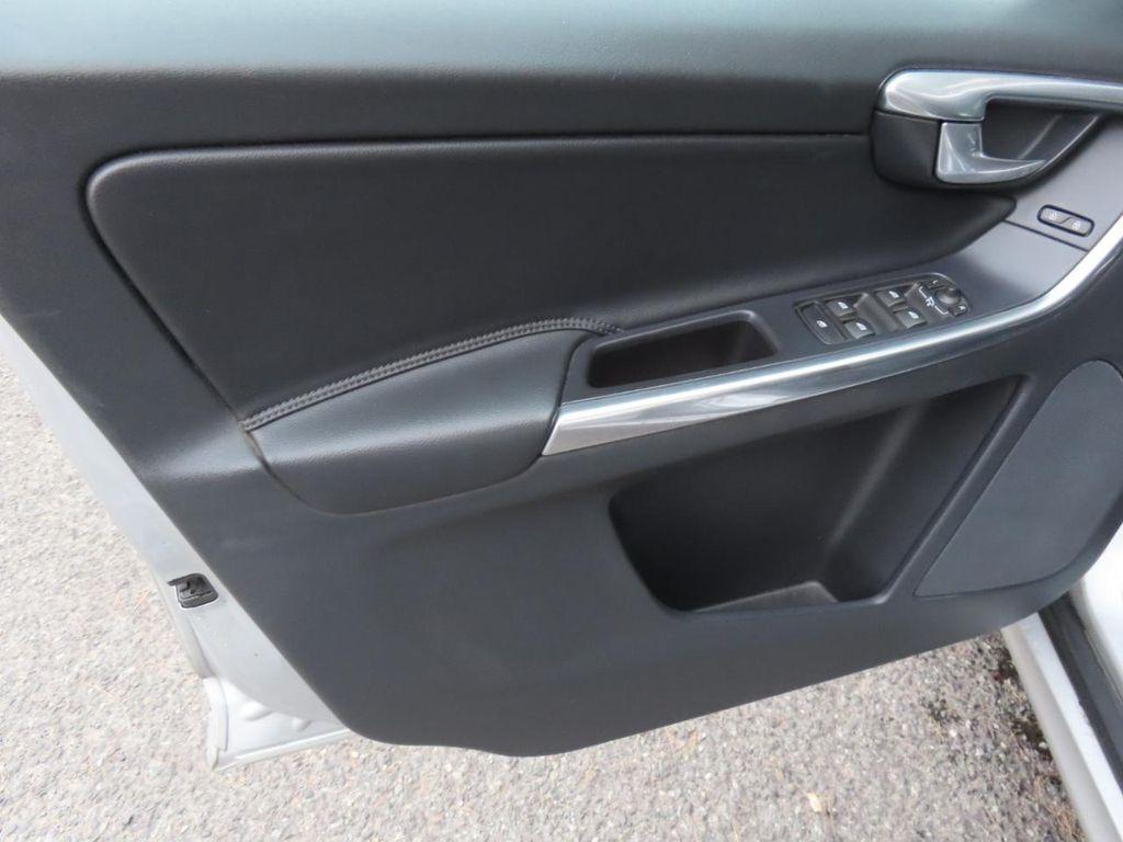 used 2015 Volvo XC60 car, priced at $7,690