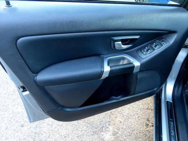 used 2013 Volvo XC90 car, priced at $6,790