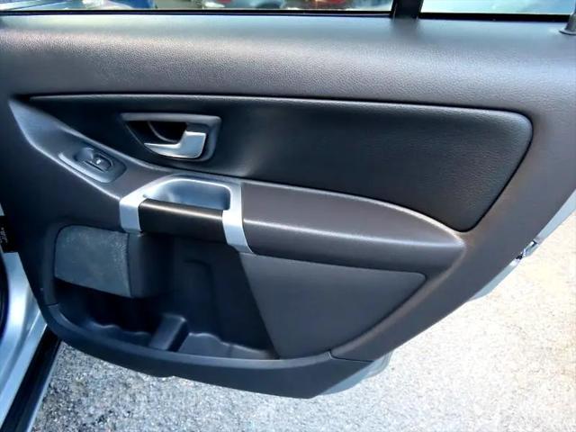 used 2013 Volvo XC90 car, priced at $6,790