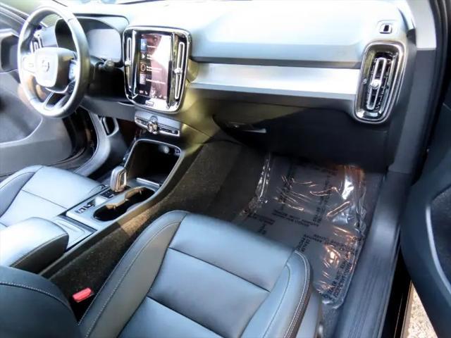 used 2021 Volvo XC40 car, priced at $17,590