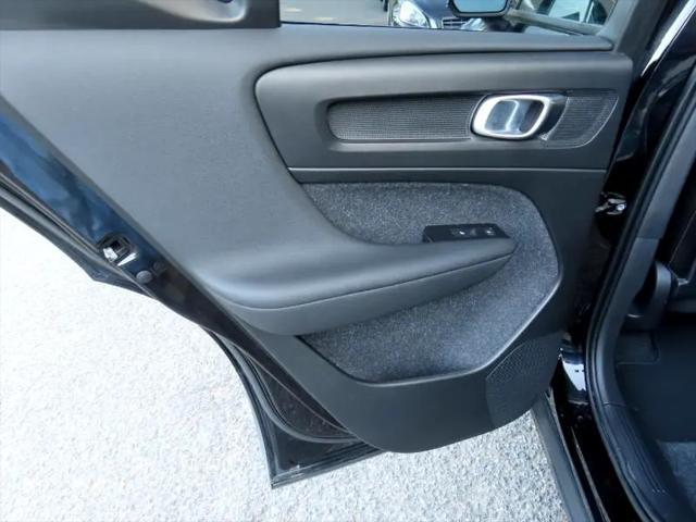 used 2021 Volvo XC40 car, priced at $17,590