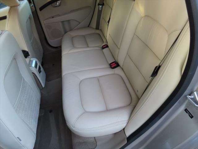 used 2015 Volvo XC70 car, priced at $7,990