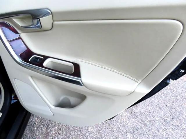 used 2015 Volvo XC60 car, priced at $10,890
