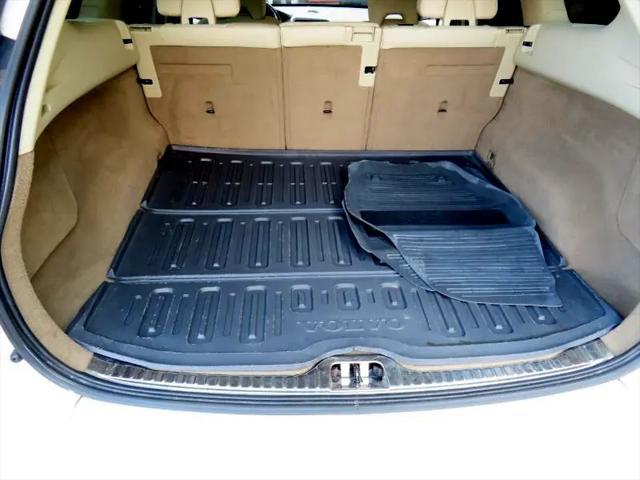 used 2015 Volvo XC60 car, priced at $8,990