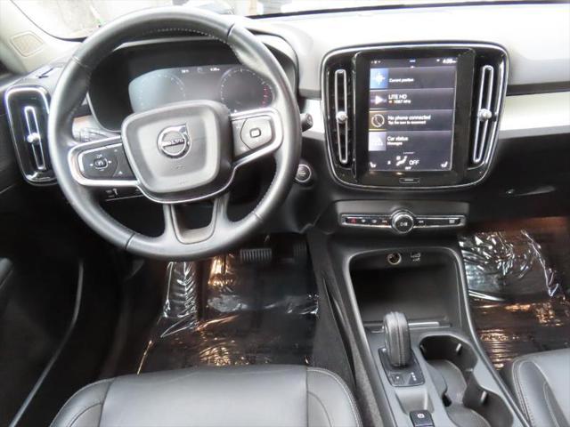 used 2019 Volvo XC40 car, priced at $14,790