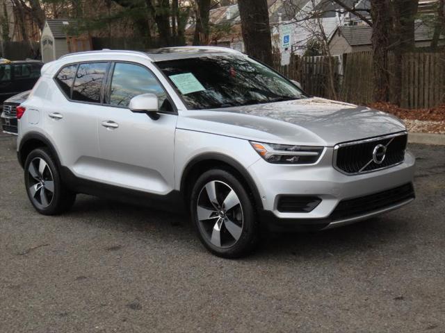 used 2019 Volvo XC40 car, priced at $14,790