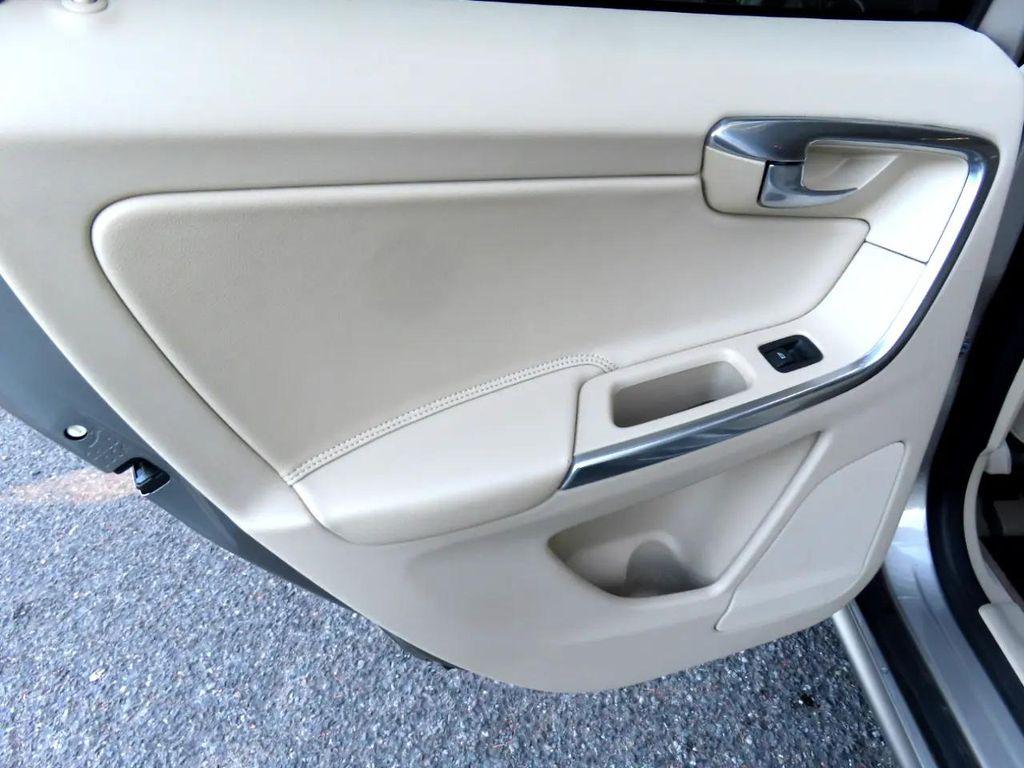 used 2015 Volvo XC60 car, priced at $8,690