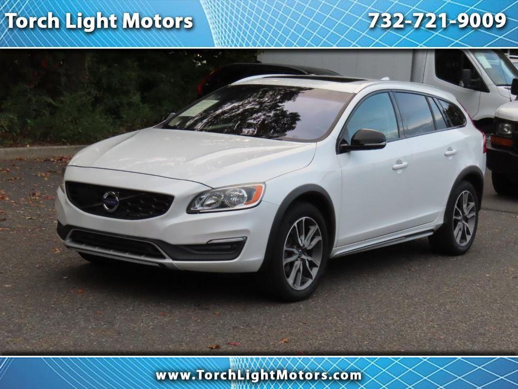 used 2018 Volvo V60 Cross Country car, priced at $12,690