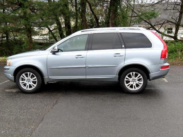 used 2014 Volvo XC90 car, priced at $9,590