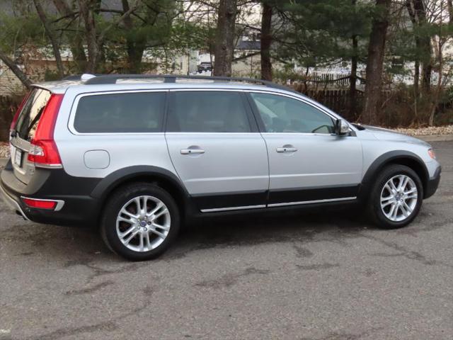 used 2016 Volvo XC70 car, priced at $12,990