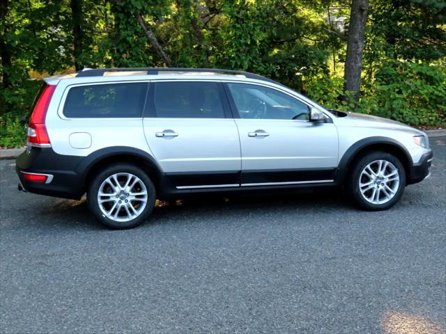 used 2016 Volvo XC70 car, priced at $11,990