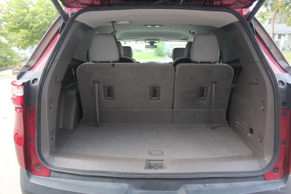 used 2021 Chevrolet Traverse car, priced at $16,450