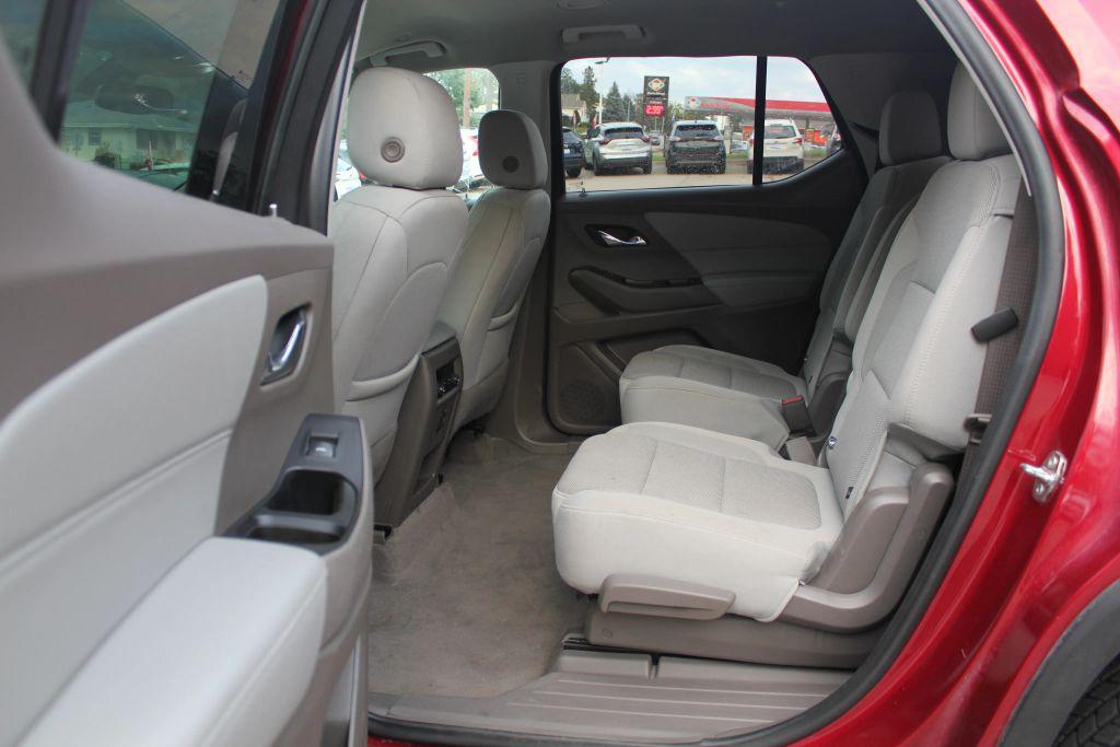 used 2021 Chevrolet Traverse car, priced at $16,450