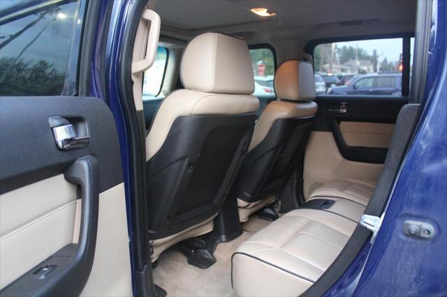 used 2009 Hummer H3 car, priced at $10,995