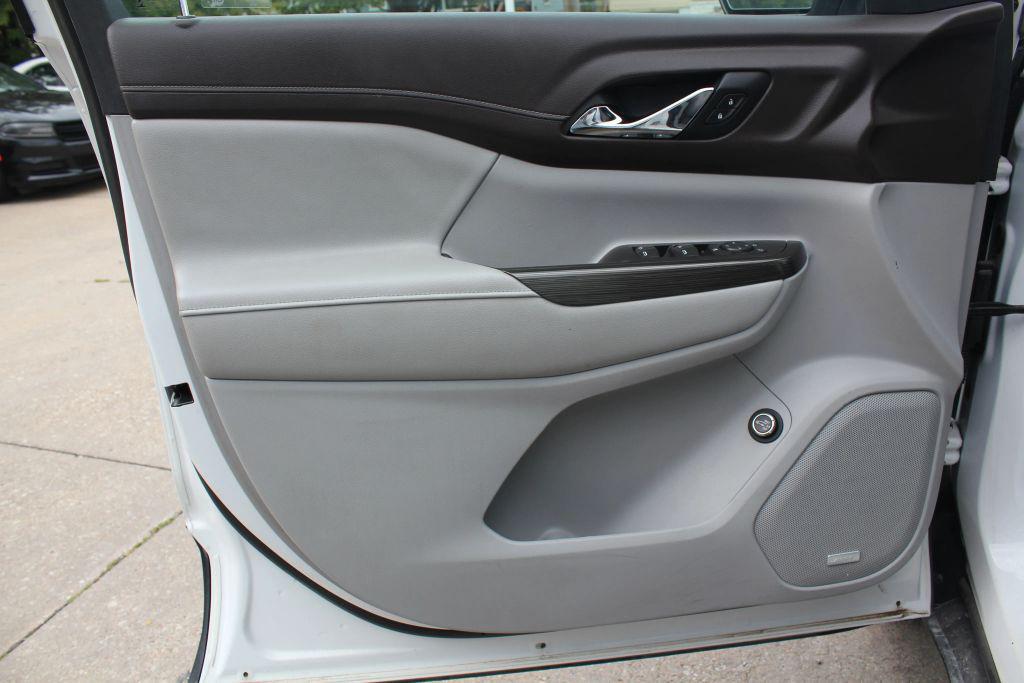 used 2019 GMC Acadia car, priced at $16,450