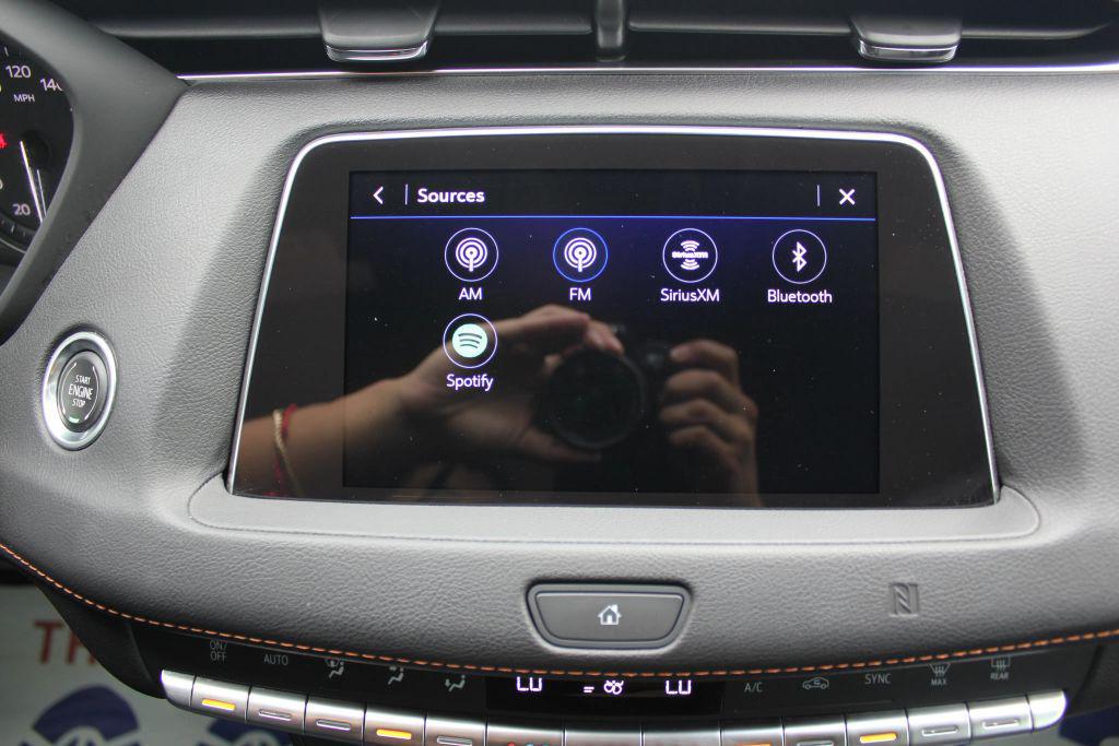 used 2021 Cadillac XT4 car, priced at $19,950