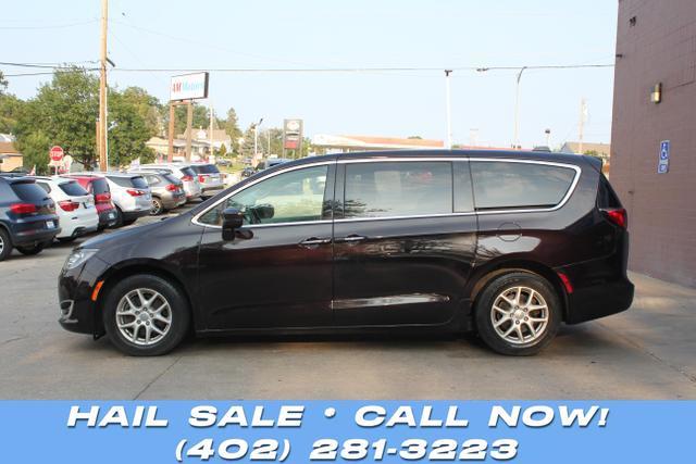 used 2017 Chrysler Pacifica car, priced at $14,500