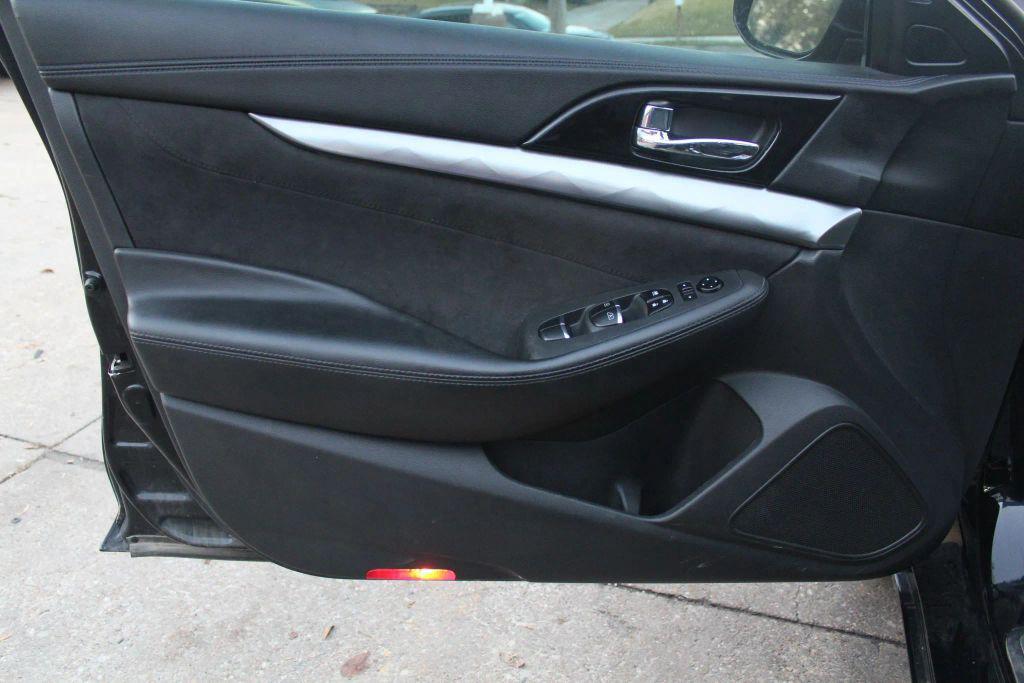 used 2016 Nissan Maxima car, priced at $13,800