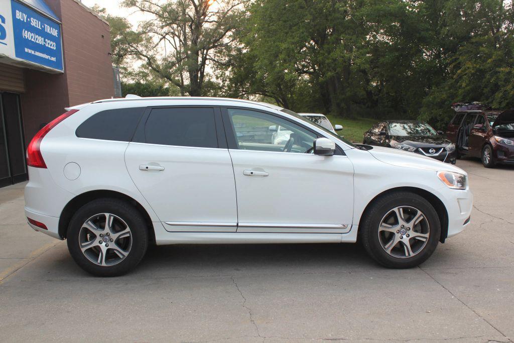 used 2014 Volvo XC60 car, priced at $7,450
