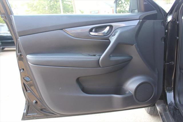 used 2019 Nissan Rogue car, priced at $11,950