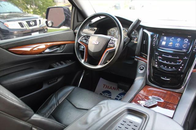 used 2015 Cadillac Escalade ESV car, priced at $17,995