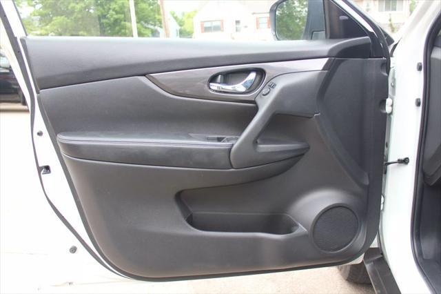 used 2020 Nissan Rogue car, priced at $12,495