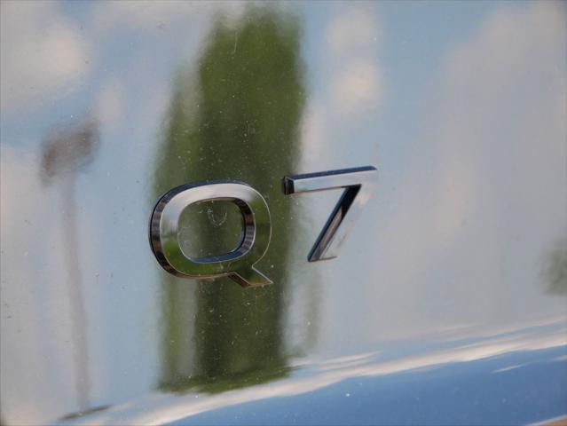 new 2025 Audi Q7 car, priced at $75,950