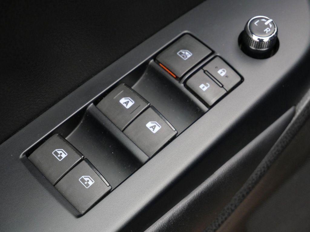 used 2017 Toyota Highlander Hybrid car, priced at $24,999