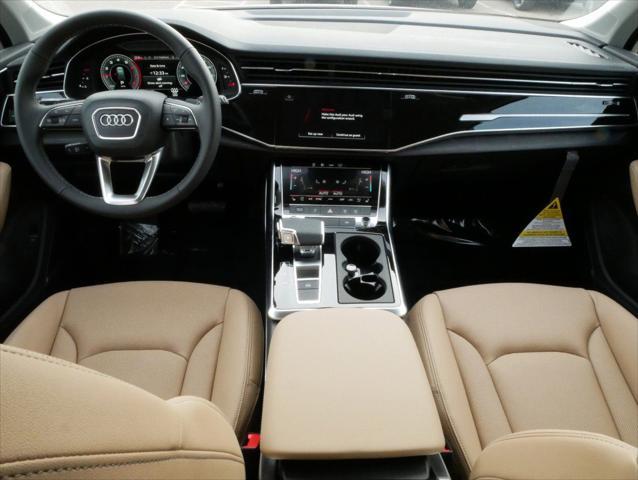 new 2025 Audi Q7 car, priced at $76,740