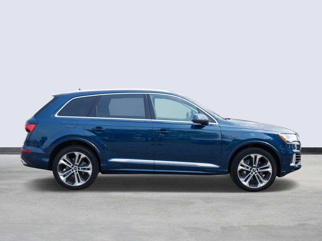 used 2022 Audi Q7 car, priced at $38,999