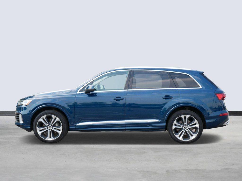 used 2022 Audi Q7 car, priced at $38,999