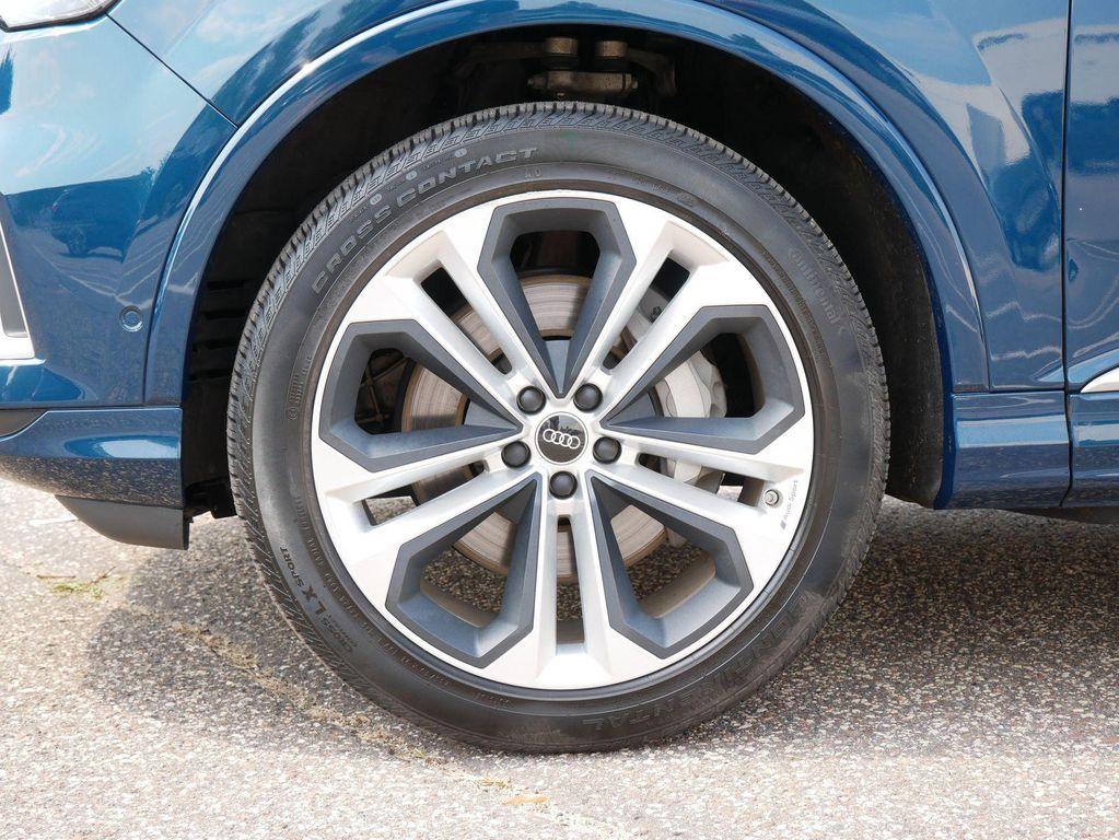 used 2022 Audi Q7 car, priced at $38,999