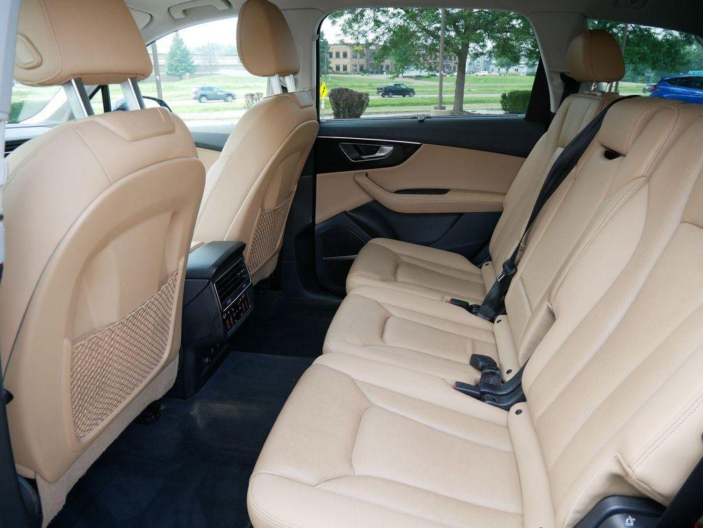used 2022 Audi Q7 car, priced at $38,999