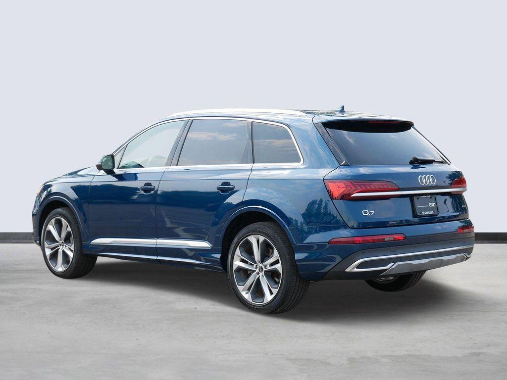 used 2022 Audi Q7 car, priced at $38,999