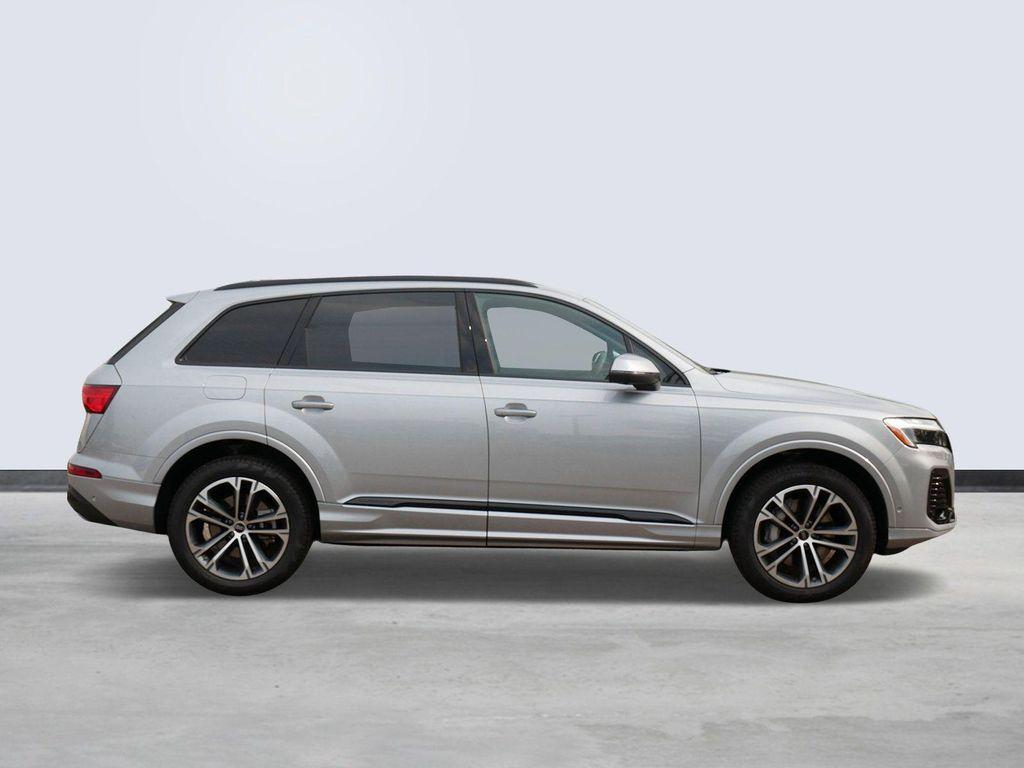 used 2025 Audi Q7 car, priced at $54,999