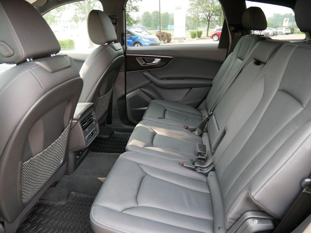 used 2025 Audi Q7 car, priced at $54,999