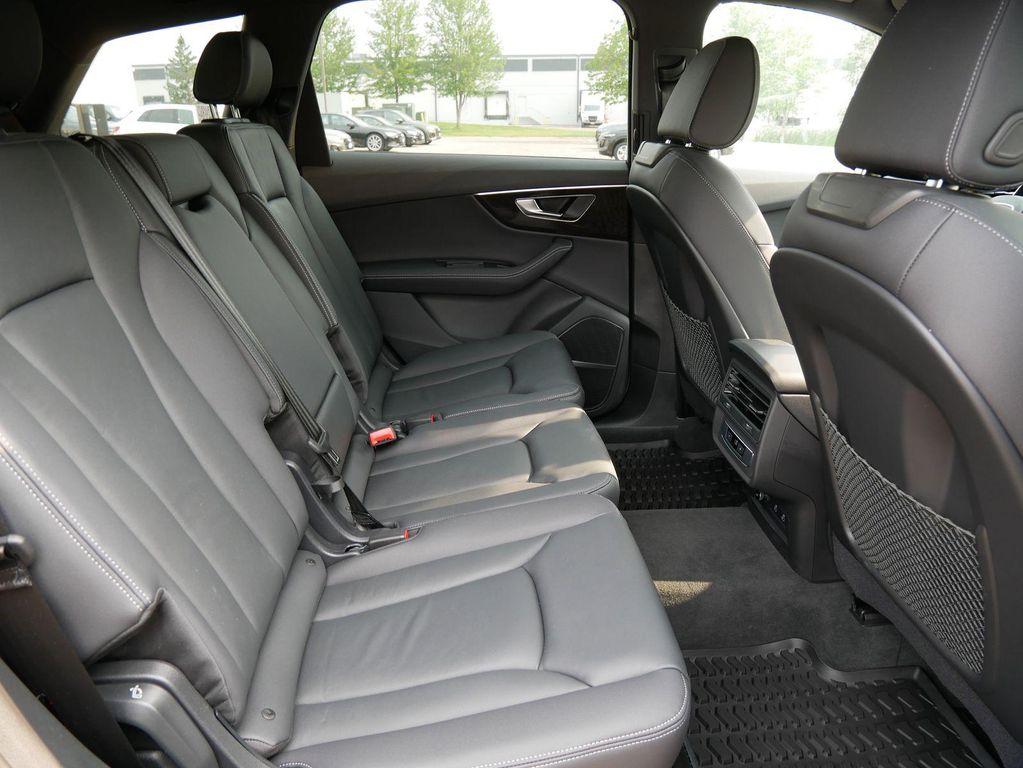 used 2025 Audi Q7 car, priced at $54,999