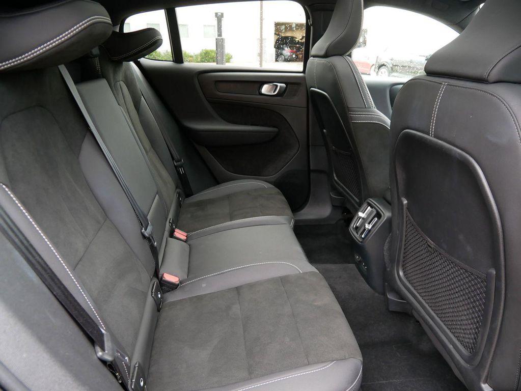 used 2022 Volvo C40 Recharge Pure Electric car, priced at $28,698
