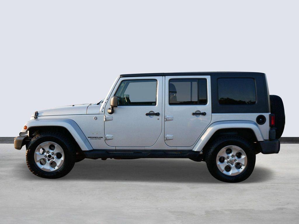 used 2010 Jeep Wrangler Unlimited car, priced at $7,999
