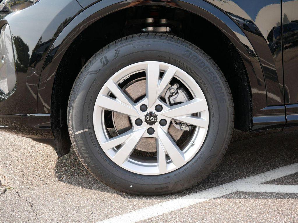 new 2025 Audi Q5 car, priced at $54,685