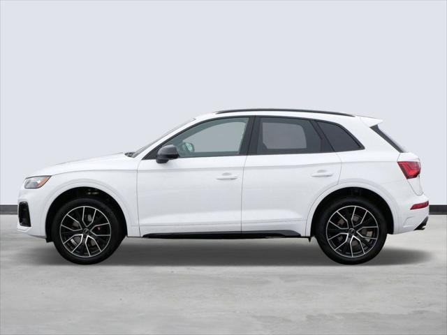 used 2024 Audi SQ5 car, priced at $53,963