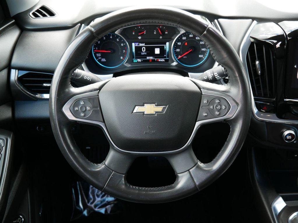 used 2018 Chevrolet Traverse car, priced at $19,155