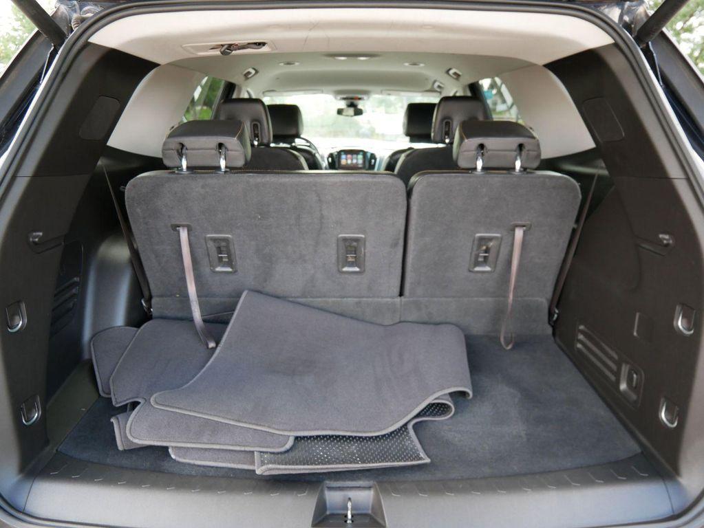 used 2018 Chevrolet Traverse car, priced at $19,155