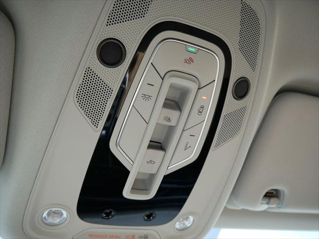 new 2025 Audi Q7 car, priced at $74,795