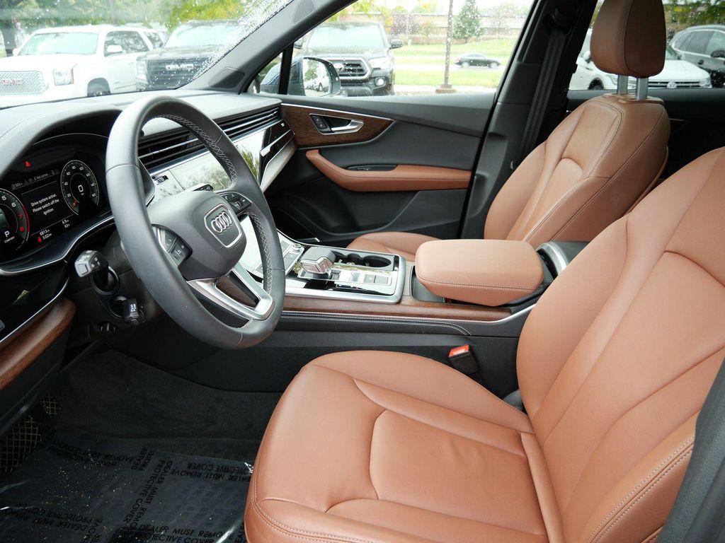 used 2025 Audi Q7 car, priced at $59,867