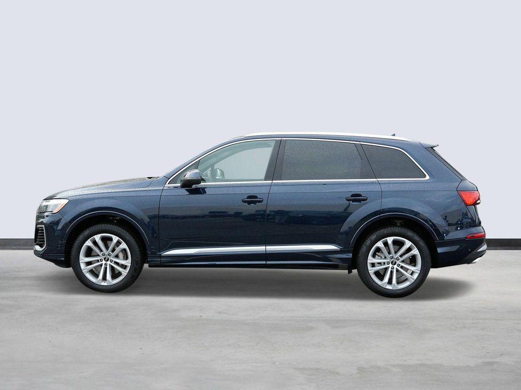 used 2025 Audi Q7 car, priced at $59,867