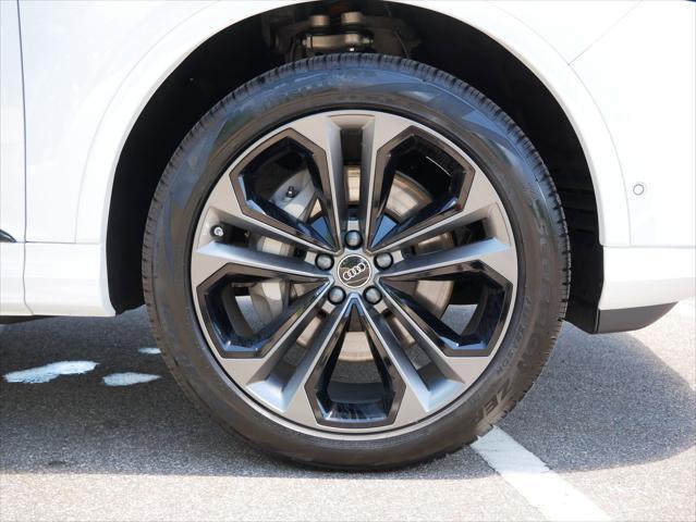 used 2025 Audi Q7 car, priced at $68,999